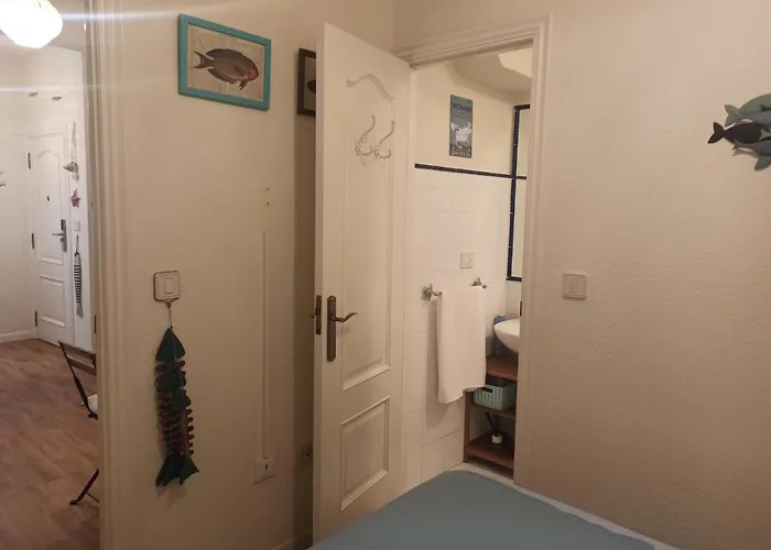 Marinero En La Ciudad Vieja En